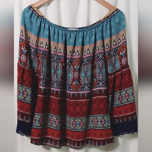 Soulmates Tops - Soulmates Womens Size S Colorful, Cold Shoulder Blouse Long Sleeve